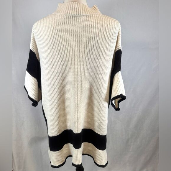 Ann Taylor black and white mock neck color block sweater size XS/S - Picture 6 of 8